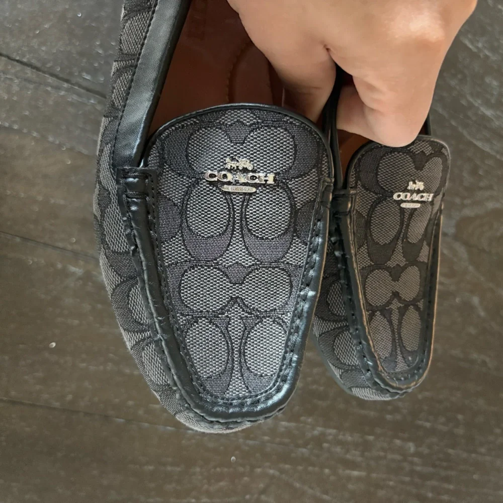 Coach Women’s Canvas Signature Gable Loafers Driving Old Money Size 6.5 Classic - Picture 11 of 12